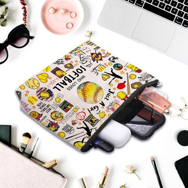 Softball Gifts Makeup Cosmetic Bag for Women, Birthday Gifts for Softball Lovers Players Fans, Softball Stuff Accessories Gifts for Team Coach, Softball Travel Bag Pouch Purse for Female Friends