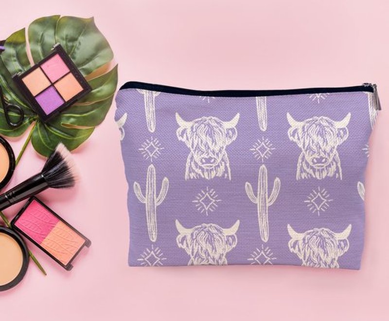 Lacosu Western Makeup Bag,Western Gifts For Women,Cow Makeup Bag,Cowgirl Stuff,Western Stuff For Women,Western Gifts,Cowgirl Gifts(COW D)