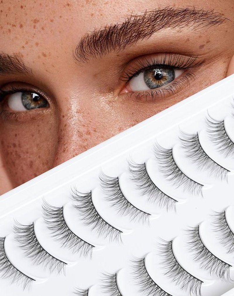 Wispy Lashes That Look Like Extensions Natural Cat Eye False Lashes Volume Reusable False Eyelashes Natural Look 11 mm 10 Pairs D8