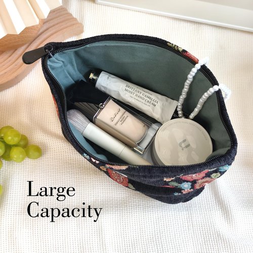 STARDW Flower Cosmetic Bags Makeup Bags for Women and Girls,Travel Makeup Bag Large Capacity Canvas Makeup Bag,Makeup Organizer Bag Zipper Pouch (Vintage Flowers)