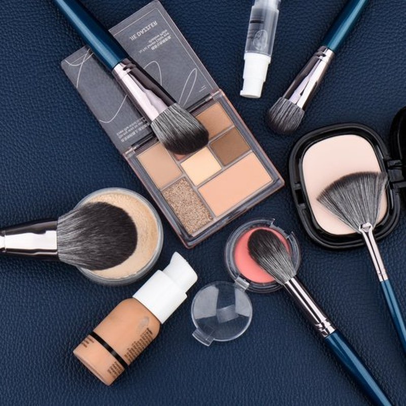 SHELWIN Professional Makeup Brush Set 14Pcs Makeup Brushes Kit Foundation Eyeshadow Powder Blending Eyebrow Eyelash Kabuki Brushes Cosmetic Brushs Travel Kits With Leather Bag Gift