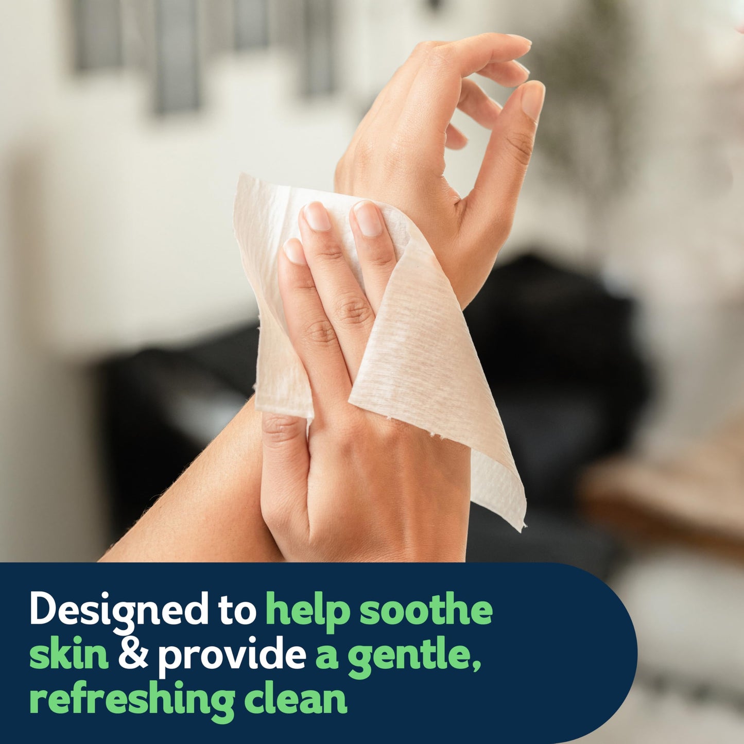 Cottonelle GentlePlus Flushable Wet Wipes with Aloe & Vitamin E, 16 Flip-Top Packs, 42 Wipes Per Pack (672 Total Wipes), Packaging May Vary