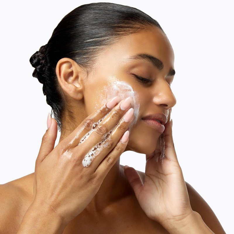 Mini Creamy Ceramide Cleanser - Purify & Soothe Sensitive Skin | Travel Size Makeup Remover