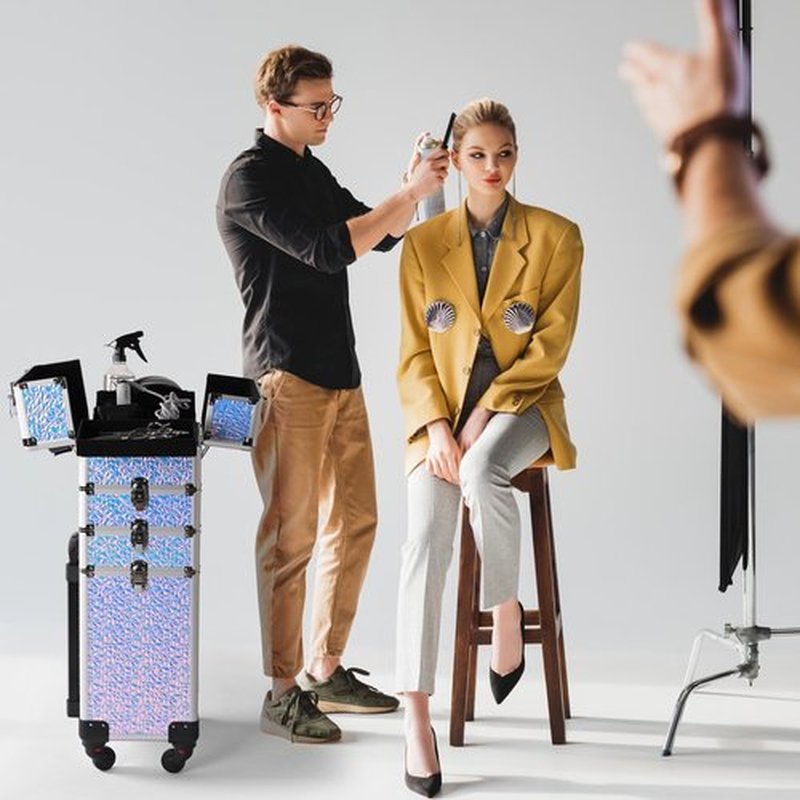 BYOOTIQUE Rolling Makeup Train Case 4in1 Cosmetic Trolley Organizer Travel Case Lockable Salon Barber Case Traveling Cart Trunk with Detachable Wheels for Makeup Artist Trave Nail, Softening Purple