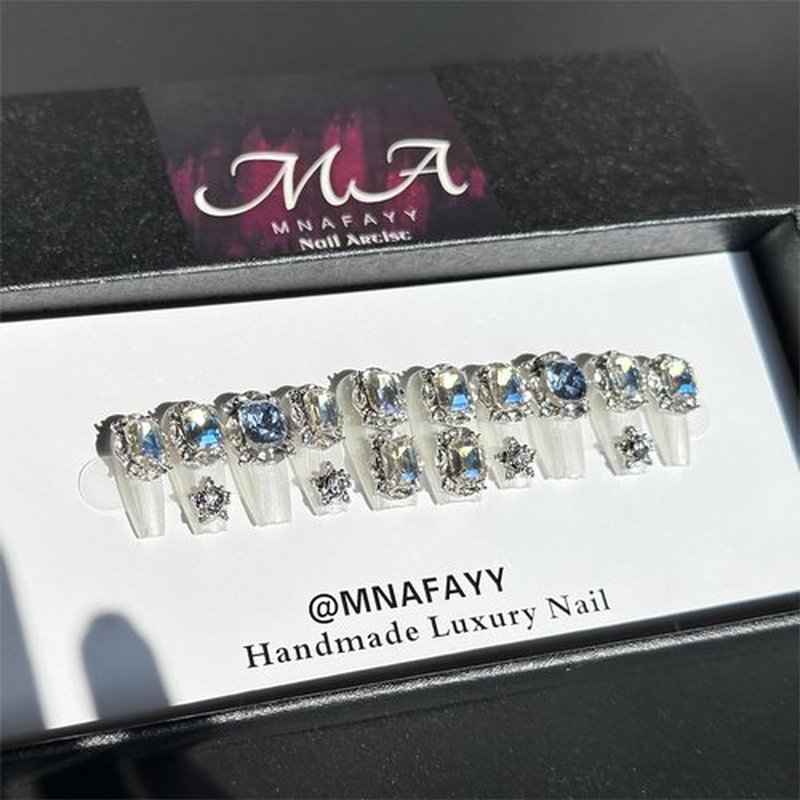 MNAFAYY Luxury Gems 100% Handmade Nails Short Medium Press On Nails Full Cover 3D Rhinestone Crystal Gorgeous Reusable UV Finished Fake False Nails Acrylic Nail Kit Box Gifts for Women S