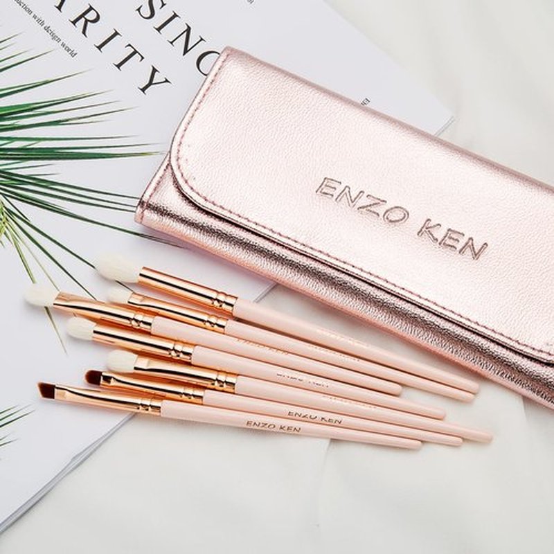 ENZO KEN Fine Angled Winged Eyeliner Brush and Flat Eyebrow Brush, Copper Flat Liner Brush, Ultra Thin Eyeliner Brush for Liquid Gel, Firm Eyeliner Brush Eye Brow Brush, Pro Precision Eye Makeup -Pink
