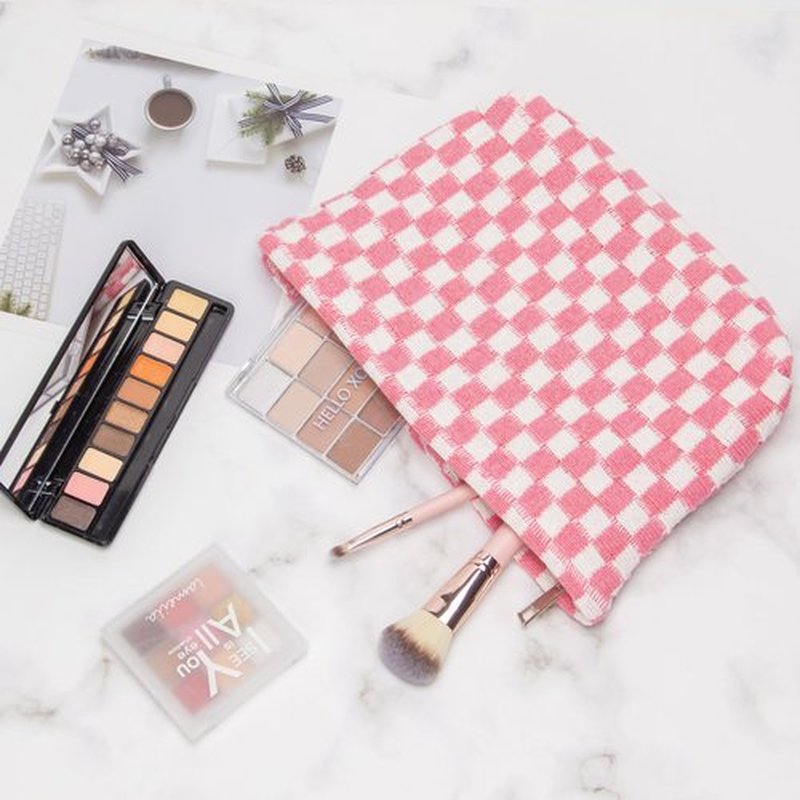 PAZIMIIK Knitted Checkered Makeup Bag Large Zipper Make Up Accessory Pouch for Purse Cosmetic Brush Bag for Travel Essential Pink White