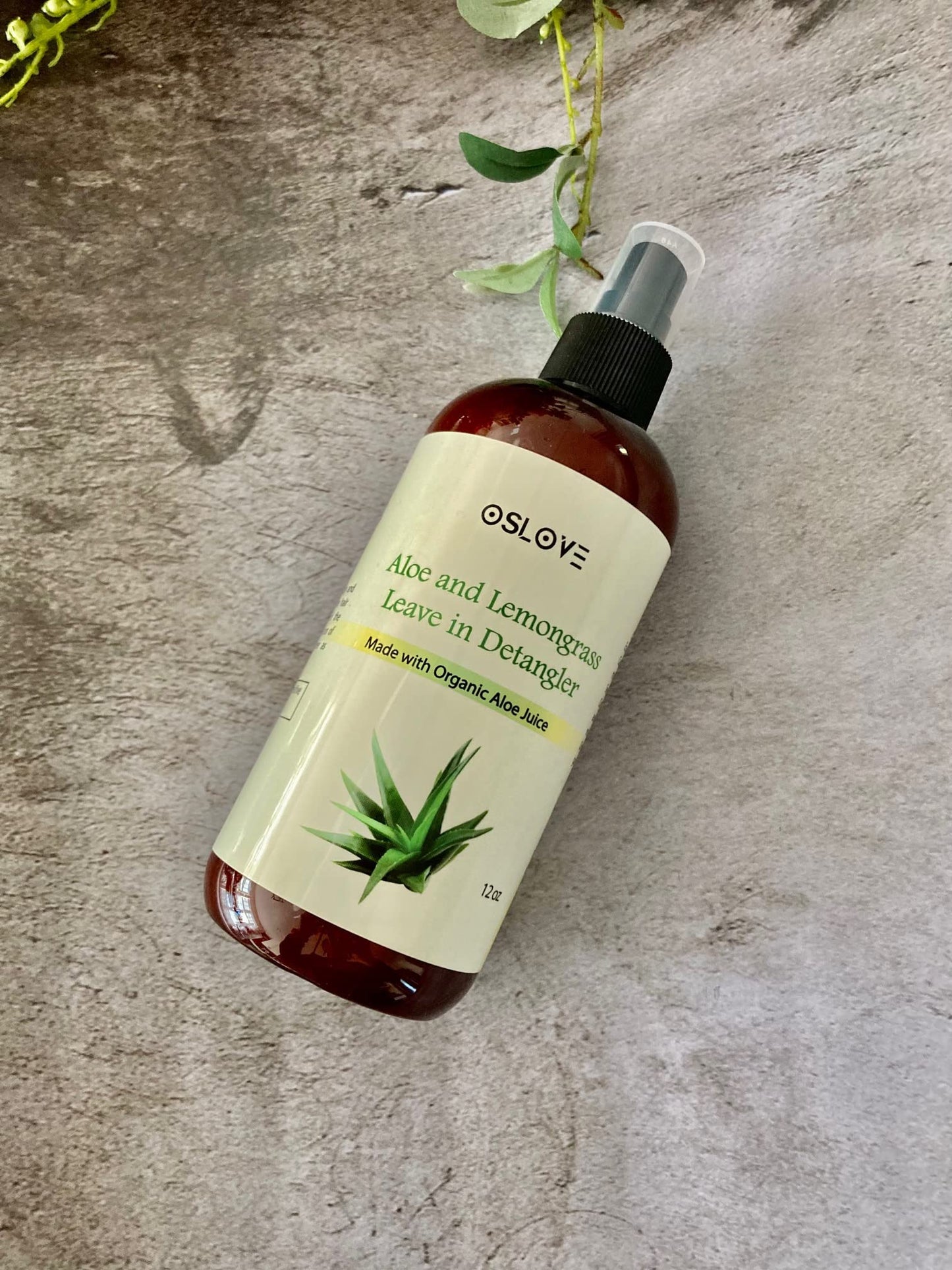 Oslove Aloe and Lemongrass Leave in Detangler Spray-made with organic aloe juice- 12oz