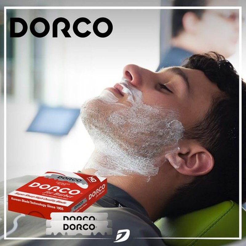 The Shave Factory Straight Edge Razor Kit (Steel Razor / 200 Dorco Single Edge Razor Blades Red)