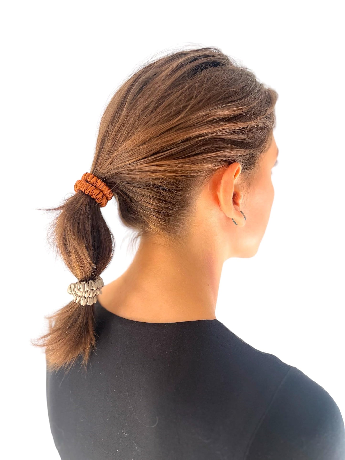 BONVEY - The Skinny Scrunchie - DARKEST BLONDE 100% Pure Mulberry Silk. Suited for all types. (Set of 4)