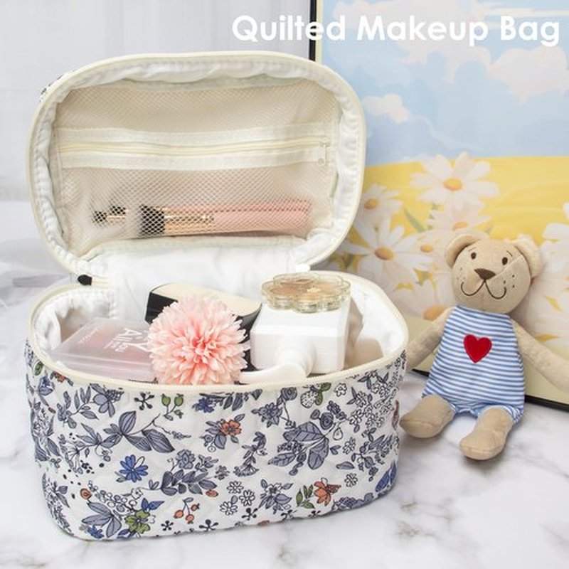 PAZIMIIK Cotton Makeup Bag for Women Large Quilted Travel Cosmetic Case Girls' Make Up Organizer,Leaf White