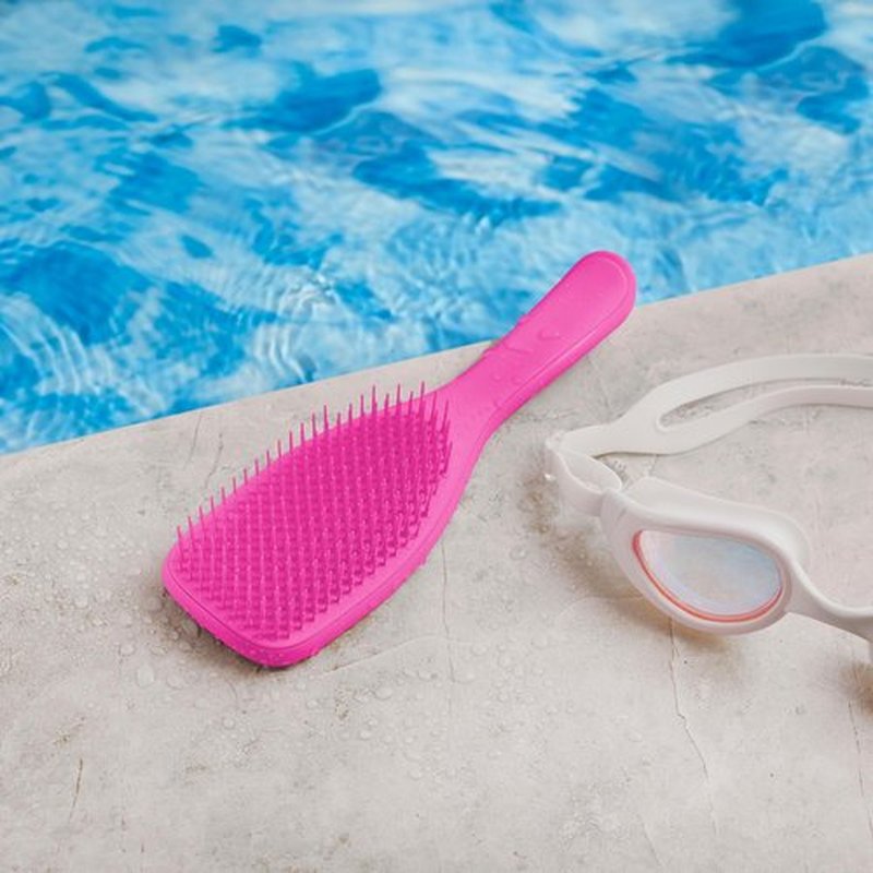 Tangle Teezer Ultimate Detangler Hairbrush for Wet & Dry Hair, Eliminates Knots & Reduces Breakage for All Hair Types, Runway Pink