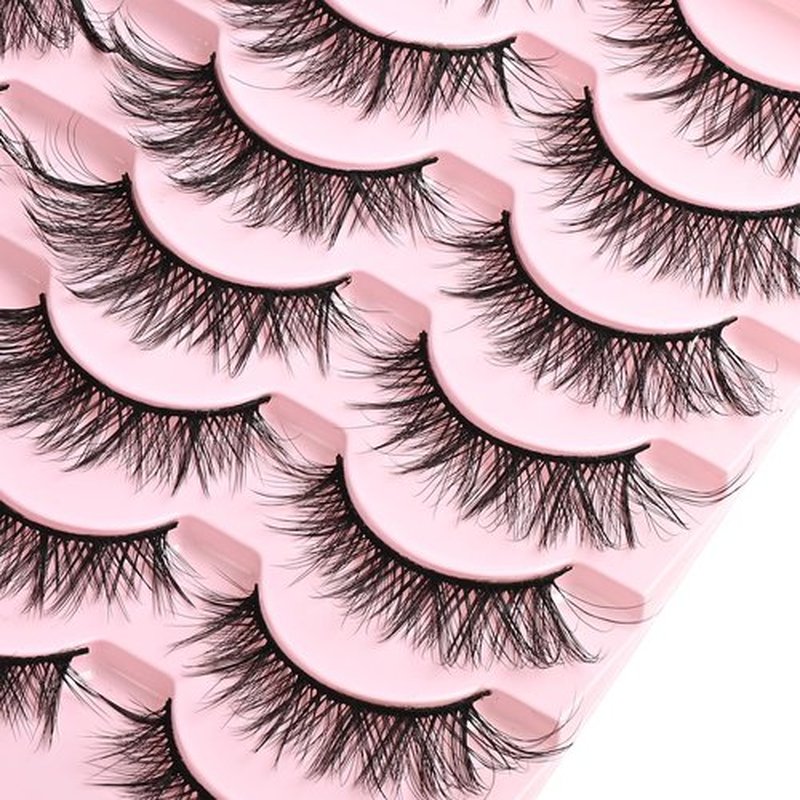 FARRED Cat Eye Lashes Natural False Eyelashes 14 Pairs Wispy Lashes Pack Short Strip Lash Fake Eyelash Mink Lashes Small Full pestañas Set (F21 | 8-14mm)