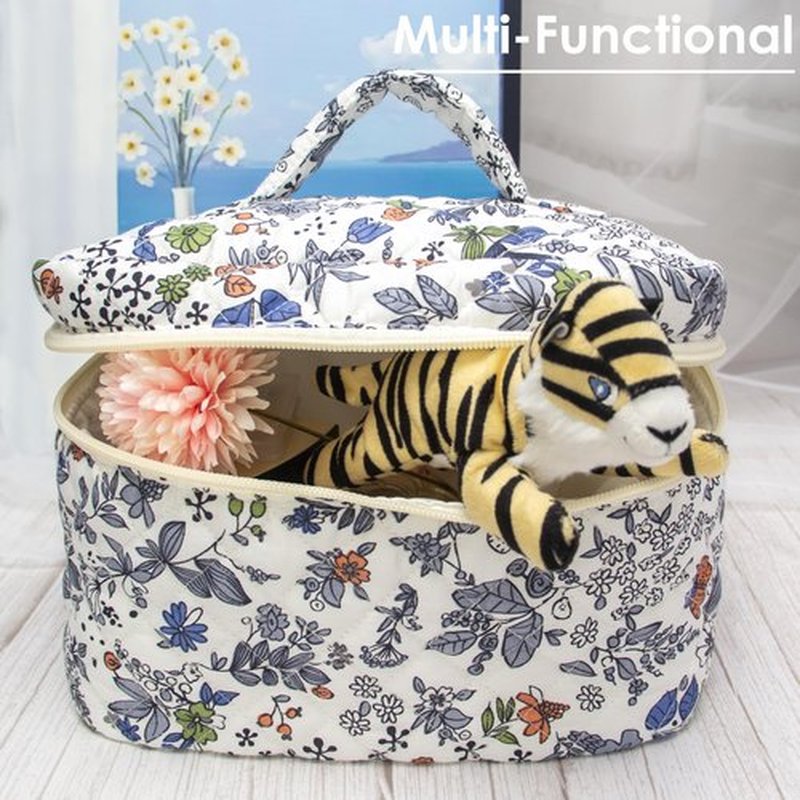 PAZIMIIK Cotton Makeup Bag for Women Large Quilted Travel Cosmetic Case Girls' Make Up Organizer,Leaf White