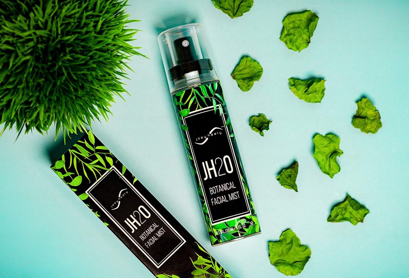 Joey Healy JH2O Botanical Facial Mist, Anti-Aging Facial Mist with Masterful Blend of Cucumber, Witch Hazel, Aloe Vera, Rosemary, and Turmeric, Hydrating and Paraben-Free Moisturizing Skincare Toner