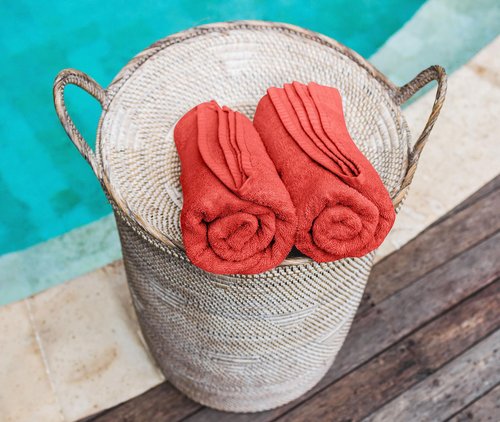 Utopia Towels 24 Pack Cotton Washcloths Set - 100% Ring Spun Cotton, Premium Quality Flannel Face Cloths, Highly Absorbent and Soft Feel Fingertip Towels (Coral)
