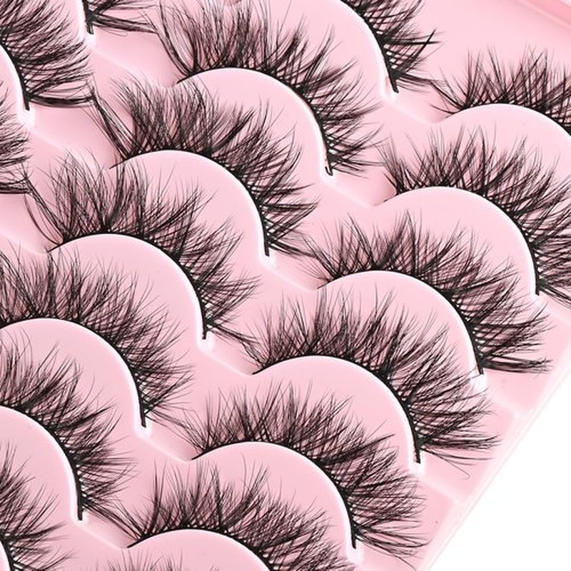 FARRED Cat Eye Lashes Natural False Eyelashes 14 Pairs Wispy Lashes Pack Short Strip Lash Fake Eyelash Mink Lashes Small Full pestañas Set (F21 | 8-14mm)