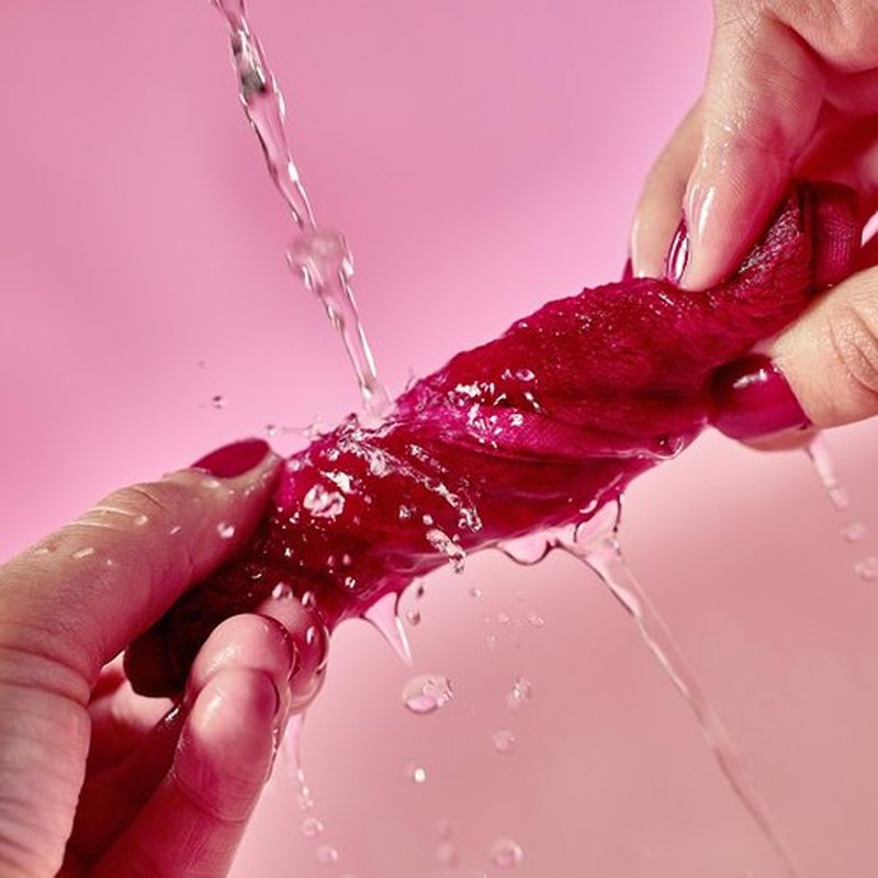 The Original MakeUp Eraser, 7-Day Set, Erase All Makeup with Just Water, Including Waterproof Mascara, Eyeliner, Foundation, Lipstick, Sunscreen, and More! Sip Happens, 7ct.
