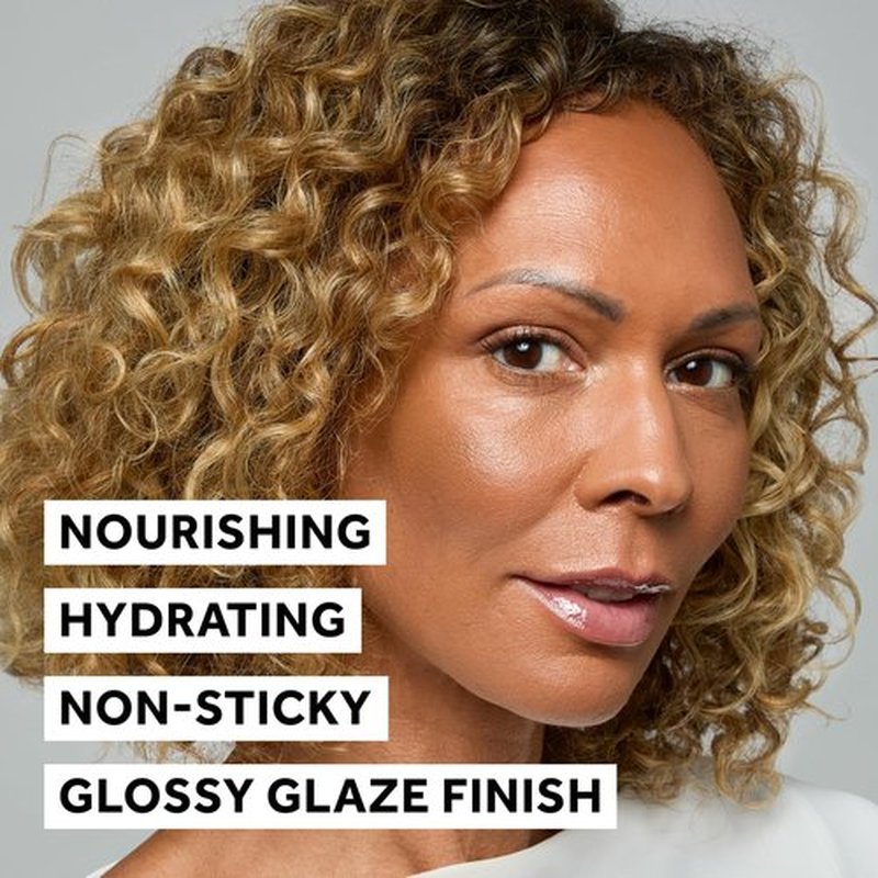 No7 Pro Artist Lip Oil - Hydrating Lip Oil with a High-Shine Finish - Non-Sticky Formula Enriched with Nourishing Ingredients to Improve Lip Hydration - Playful Peach (0.20 fl oz)