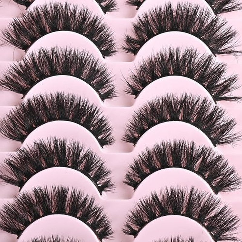 FARRED Wispy Mink Lashes Fluffy False Eyelashes 14 Pairs Fake Eyelashes Natural Look Short Natural Lashes Cat Eye Lash Wispy Volume Eyelash Faux Mink Strip Lashes Pack for Daily Makeup (F19 | 6-13 mm)