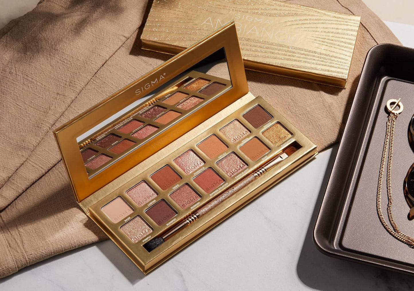 Sigma Beauty Ambiance Eyeshadow Palette - Luminous Neutral & Gold Shades, Mirror Included