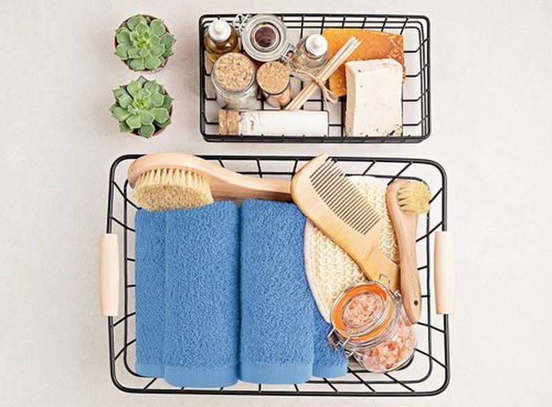 Utopia Towels 24 Pack Cotton Washcloths Set - 100% Ring Spun Cotton, Premium Quality Flannel Face Cloths, Highly Absorbent and Soft Feel Fingertip Towels (Electric Blue)